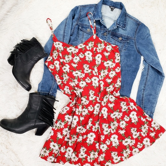 My Michelle Dresses & Skirts - 🌼Authentic VINTAGE🌻 Red Floral Dress